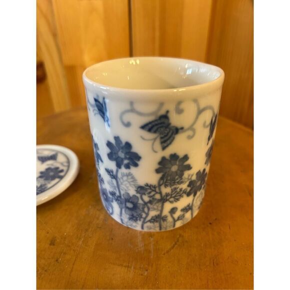 Vintage Windward Training Co Japan Blue & White Floral Coffee Cup Mug W/Cover Li - Picture 7 of 10